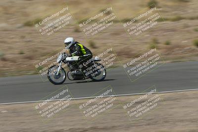 media/Apr-20-2025-AHRMA (Sun) [[393a79c373]]/Race/Group 12 early race/Turn 4b/